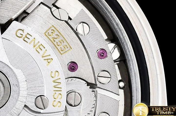 0413 RDD0207C – DayDate SunProtective 674